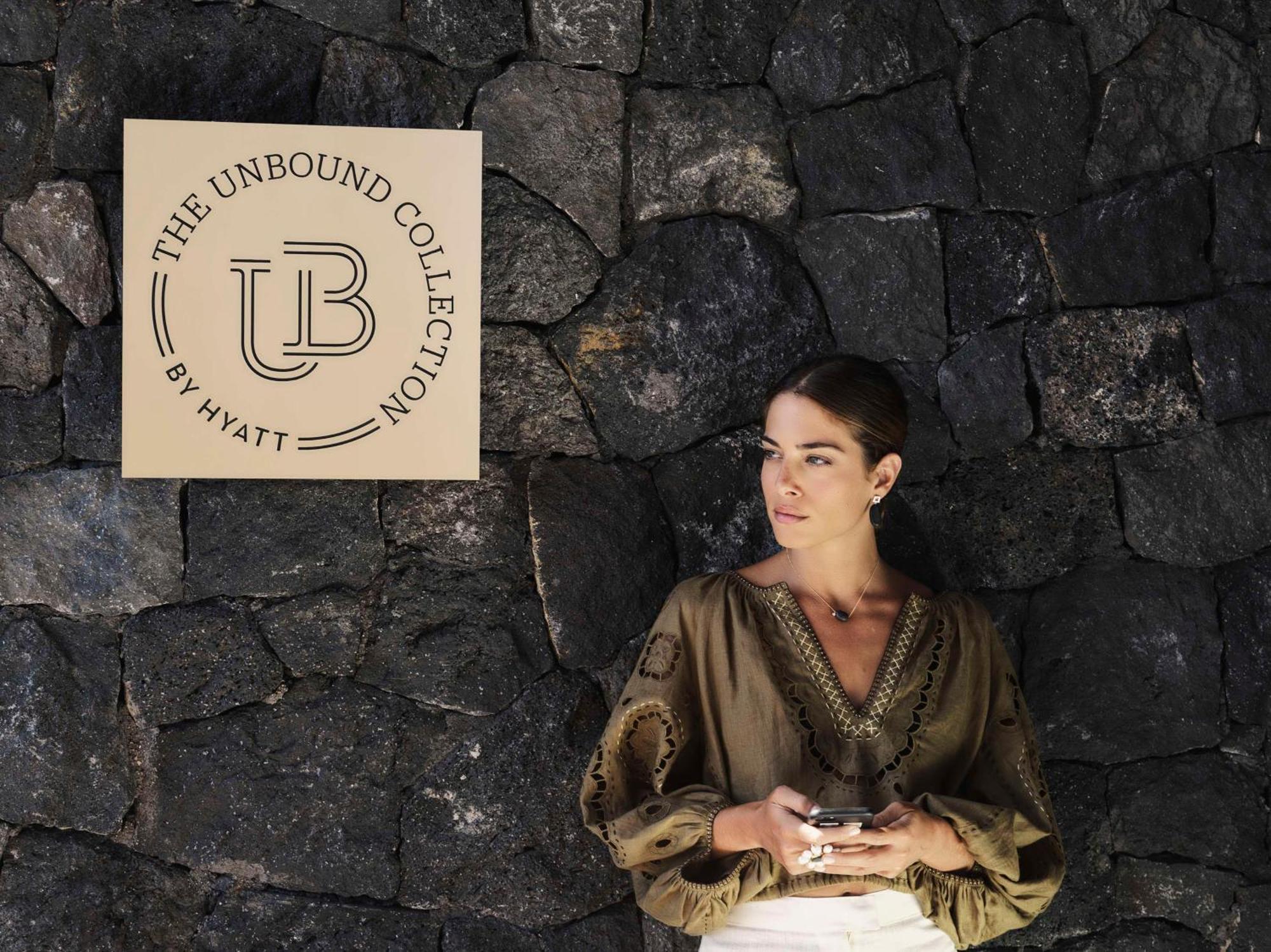 Magma Resort Santorini, In The Unbound Collection By Hyatt Vourvoúlos Eksteriør bilde